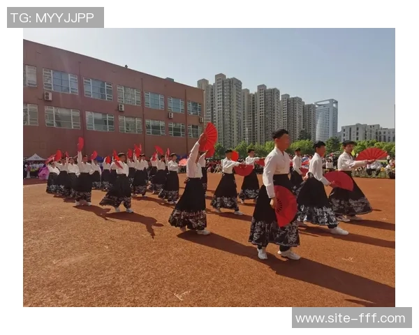 桃源中学足球场：青春的绿茵梦想与拼搏的热血交织之地