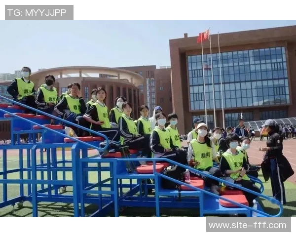 石家庄二中足球队奋勇拼搏展现青春风采助力校园体育文化发展 石家庄二中足球队奋勇拼搏展现青春风采助力校园体育文化发展