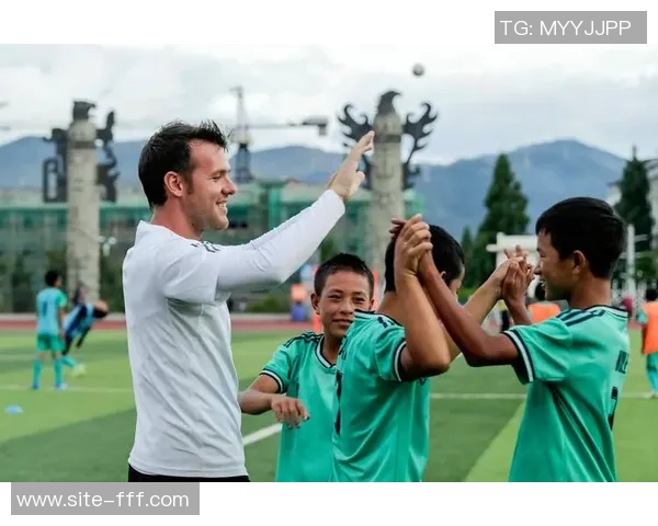 豪门风云足球攻略全面解析助你成为顶级教练与球员的必备指南