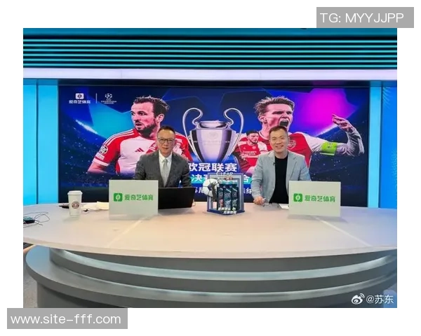 足球解说员苏东的精彩瞬间与职业生涯回顾